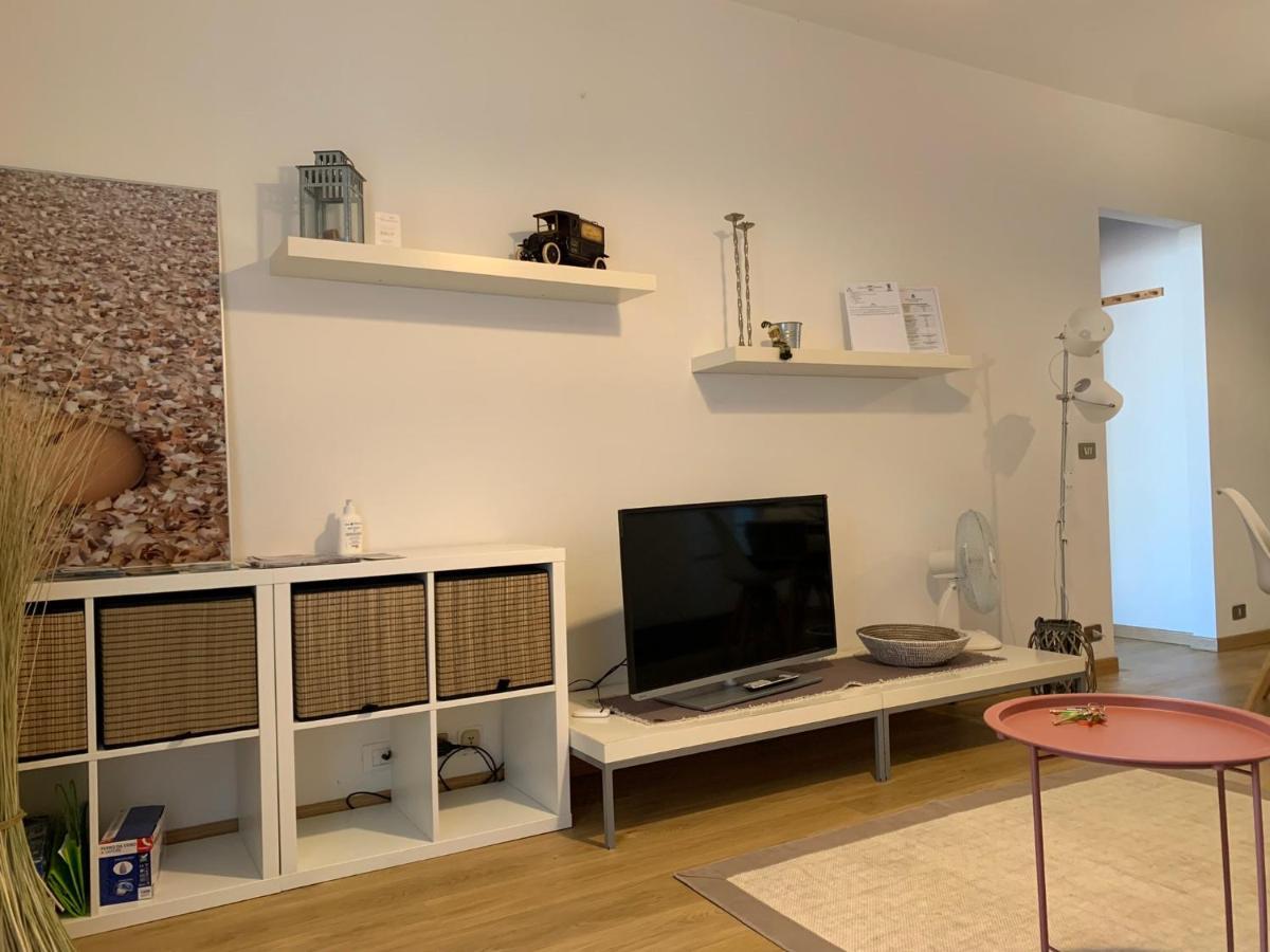 Clo Apartment Toscolano Maderno Exterior foto